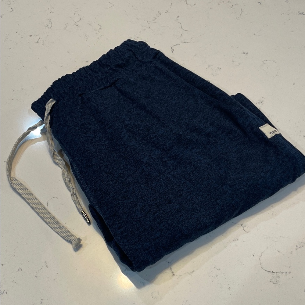 Vuori Performance Jogger Bundle - image 4